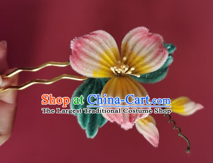 China Ancient Empress Hairpin Traditional Handmade Velvet Flowers Hair Stick