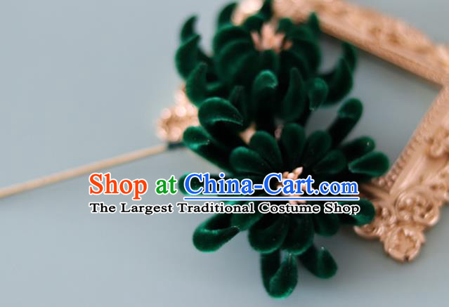 Handmade China Ancient Court Green Velvet Chrysanthemum Hairpin Traditional Hanfu Hair Accessories Hair Stick