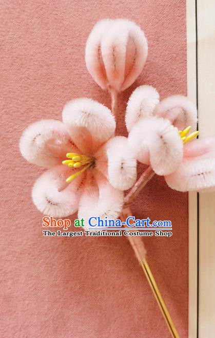 China Classical Hanfu Pink Velvet Plum Blossom Hair Stick Traditional Ancient Court Lady Flowers Hairpin