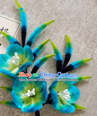 China Classical Blue Peach Blossom Hair Stick Traditional Cheongsam Velvet Hairpin Handmade Hair Accessories