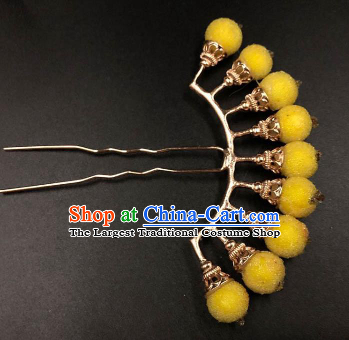 China Ming Dynasty Hair Stick Ancient Palace Lady Yellow Berry Hairpin Traditional Hanfu Hair Accessories