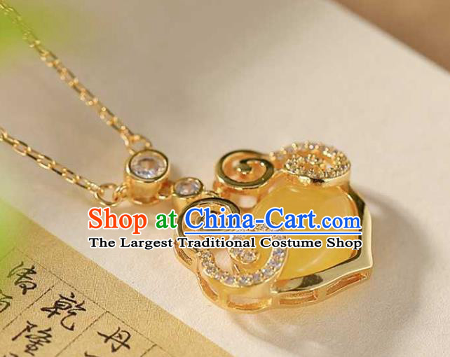 China Traditional Beeswax Necklace Classical Cheongsam Accessories