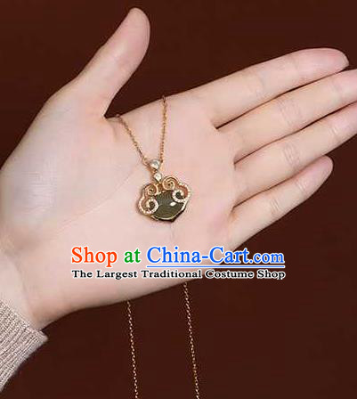 China Classical Cheongsam Accessories Traditional Hetian Jade Necklace