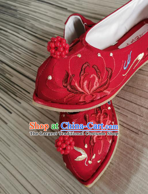 Handmade Chinese Wedding Embroidered Shoes Traditional Ming Dynasty Hanfu Shoes Red Satin Shoes