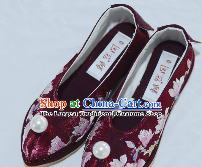 Handmade Chinese Traditional Wedding Hanfu Shoes Embroidered Mangnolia Shoes Ancient Wine Red Satin Shoes