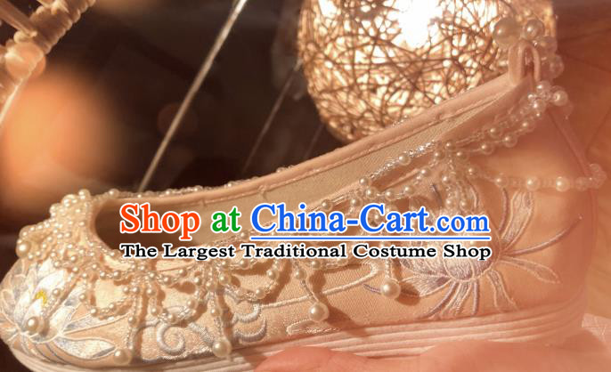 Chinese Handmade Pink Satin Shoes Hanfu Shoes Traditional Embroidered Epiphyllum Shoes