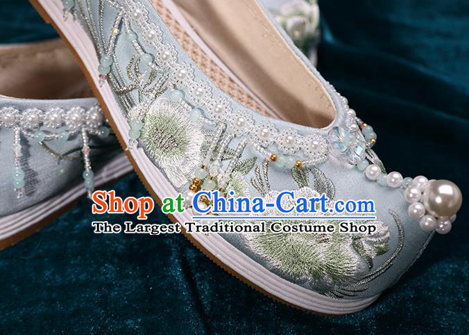 Chinese Traditional Embroidered Peony Shoes Handmade White Shoes Hanfu Pearls Shoes