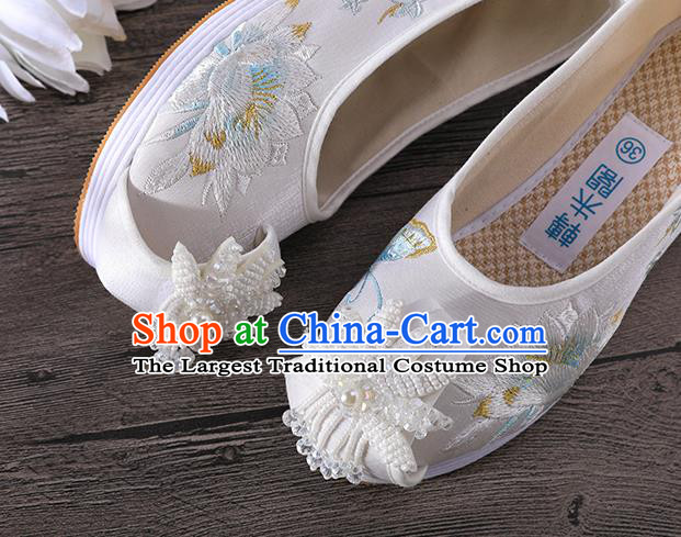 Chinese Embroidered Epiphyllum Shoes Traditional Hanfu White Cloth Shoes Ancient Princess Shoes