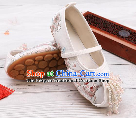 China Classical Hanfu Shoes Traditional Embroidered White Shoes for Kids