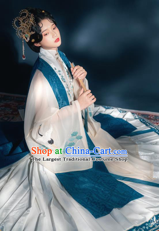 China Traditional Embroidered Hanfu Dress Court Concubine Clothing Ancient Ming Dynasty Historical Costumes