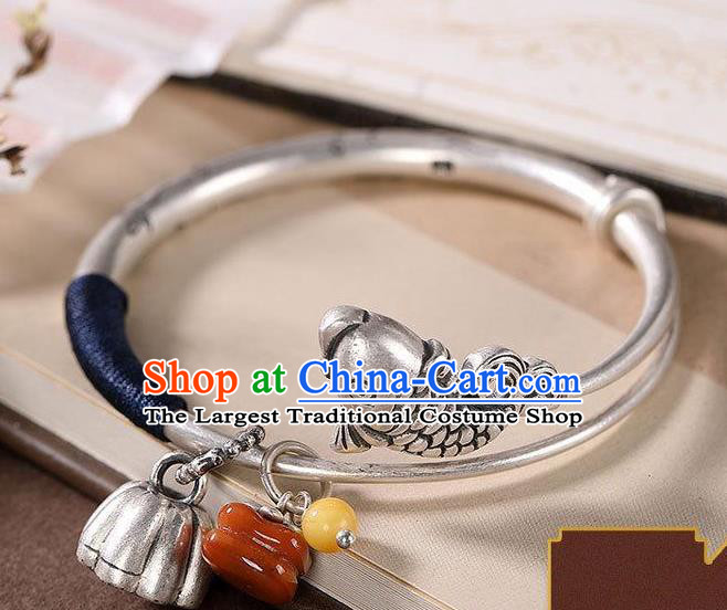China Handmade Silver Fish Bracelet Accessories Traditional Agate Persimmon Tassel Bangle Jewelry