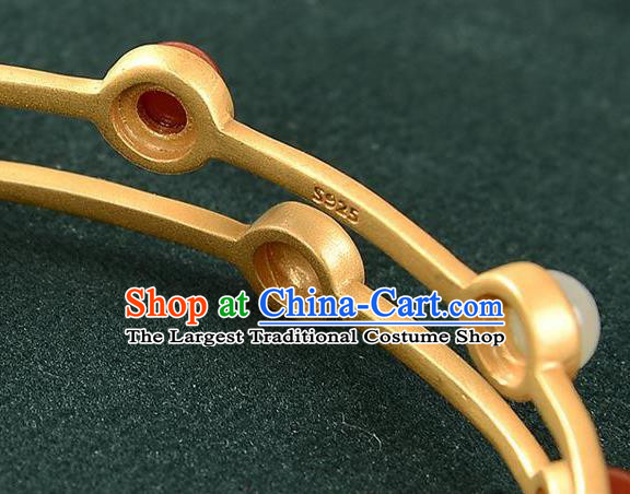 China Handmade White Chalcedony Bracelet Accessories Traditional Golden Bangle Jewelry
