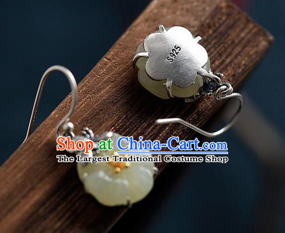 China Traditional Silver Bee Ear Jewelry Accessories National Cheongsam Jade Plum Earrings