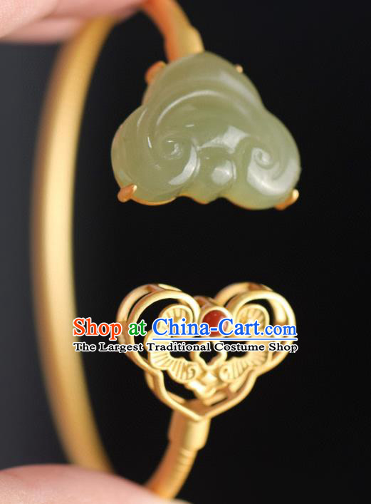 China Handmade Golden Bracelet Accessories Traditional National Jade Cloud Bangle Jewelry