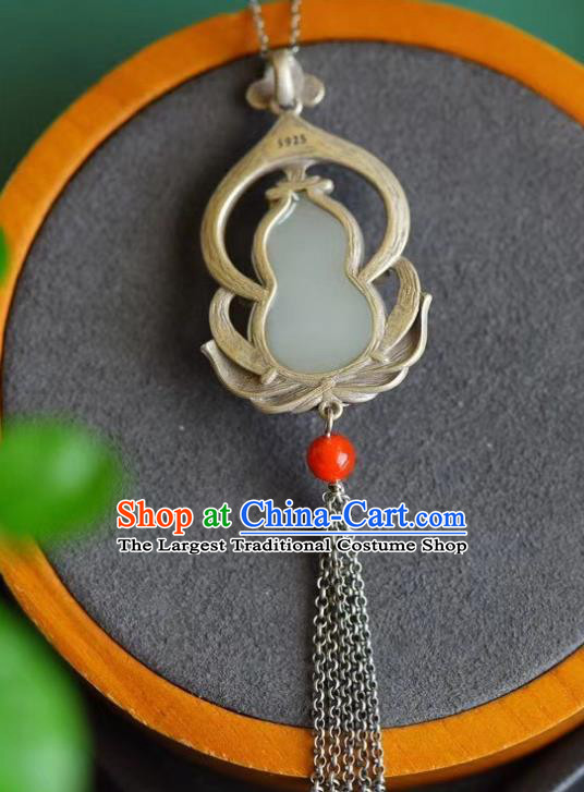 China Traditional Cheongsam Jade Gourd Necklace Jewelry Handmade Silver Tassel Necklet Pendant Accessories