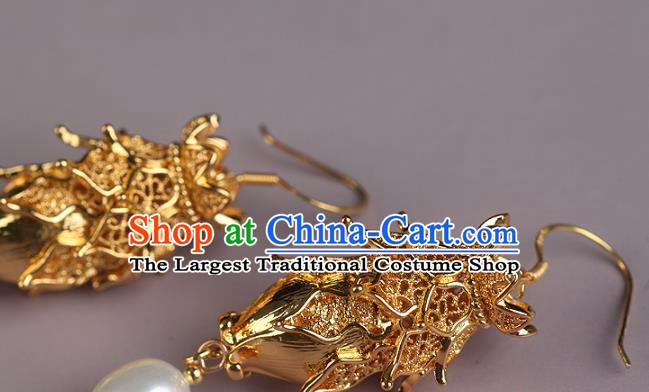 China Handmade Ancient Court Empress Golden Earrings Traditional Ming Dynasty Pearl Ear Jewelry Accessories