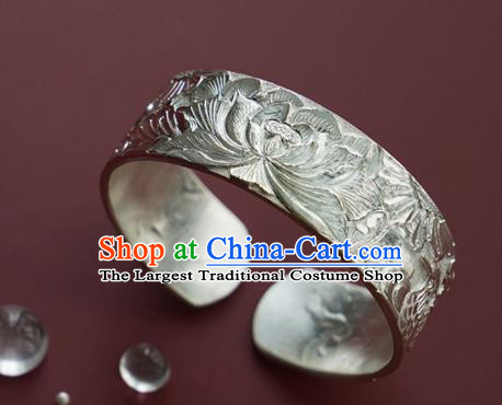 China Handmade Silver Bracelet Traditional National Carving Lotus Bangle Jewelry Accessories