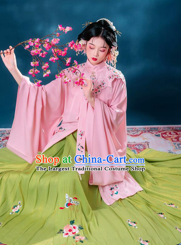 China Traditional Ming Dynasty Noble Woman Historical Clothing Ancient Young Mistress Pink Hanfu Dresses