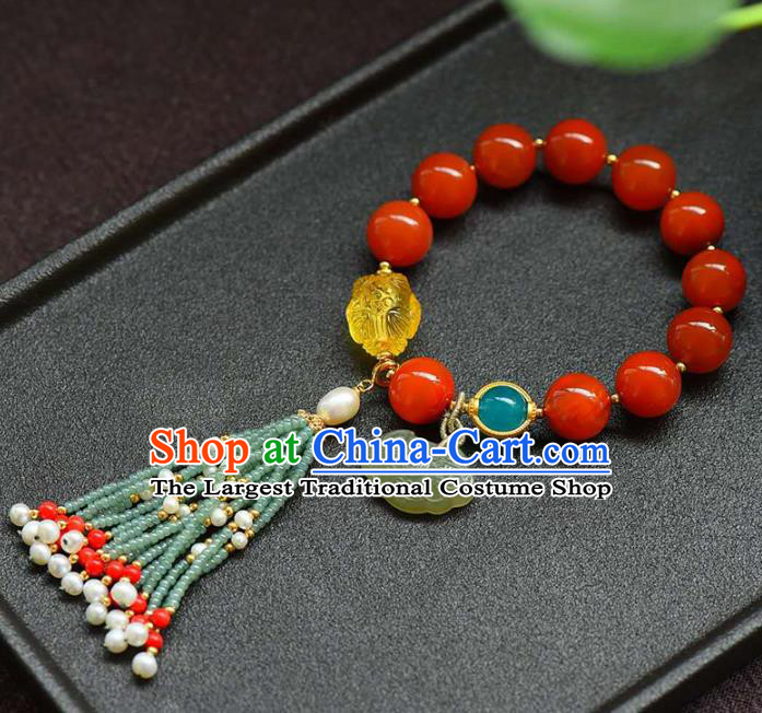 China Handmade Beads Tassel Bracelet Traditional Jewelry Accessories National Beeswax Lotus Agate Bangle