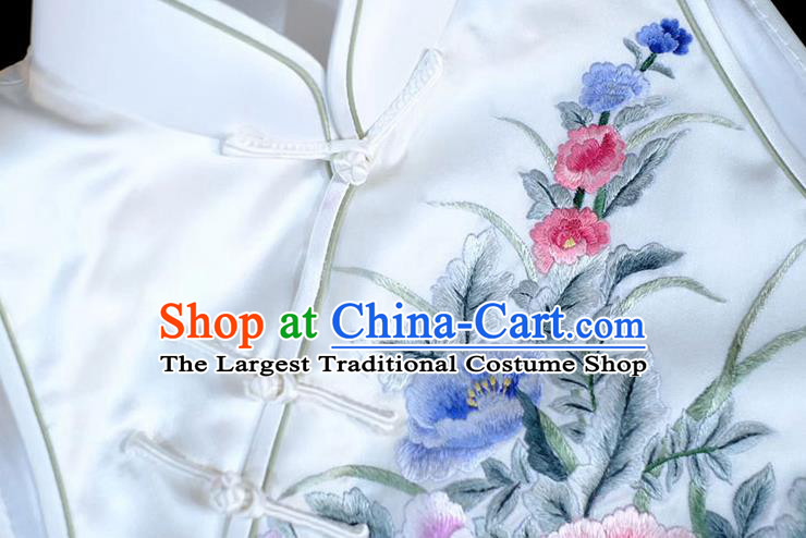 Chinese Traditional Waistcoat Costume Embroidered White Silk Vest Upper Outer Garment