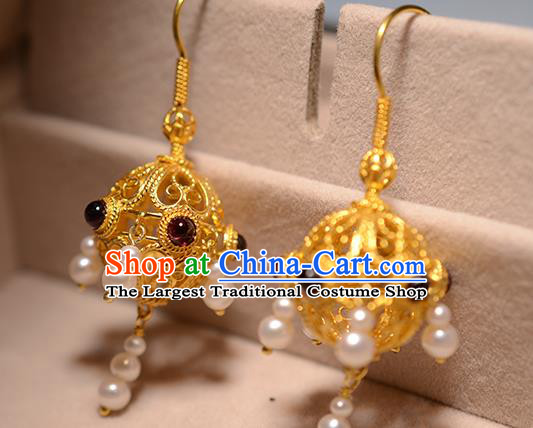 Chinese Ancient Court Golden Lantern Ear Jewelry Traditional Tang Dynasty Garnet Earrings Accessories