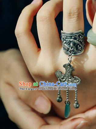 China Traditional Jewelry Accessories Jade Tassel Circlet Handmade Silver Carving Ring