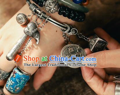 China Traditional Bracelet Accessories Bangle Jewelry Classical Silver Tassel Wristlet Chain