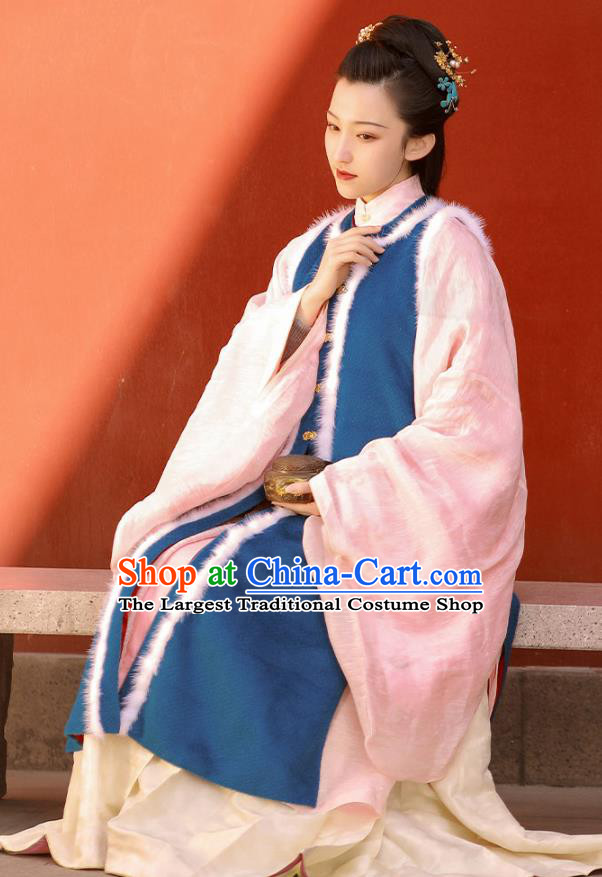 China Ancient Imperial Consort Hanfu Costumes Traditional Ming Dynasty Noble Woman Winter Historical Clothing