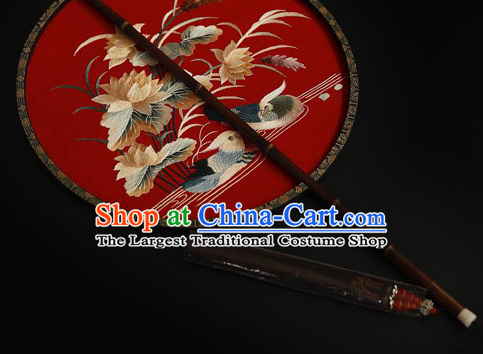 China Wedding Circular Fan Handmade Embroidered Mandarin Duck Palace Fan Traditional Hanfu Red Silk Fan