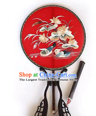 China Wedding Circular Fan Handmade Embroidered Mandarin Duck Palace Fan Traditional Hanfu Red Silk Fan