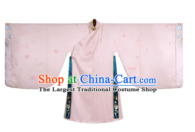 Ancient China Noble Beauty Embroidered Costumes Traditional Ming Dynasty Royal Princess Hanfu Clothing