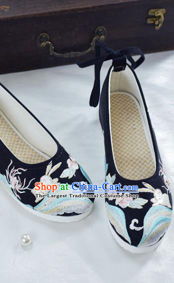 China Women Black Cloth Shoes National Spring Festival Shoes Traditional Embroidered Shoes