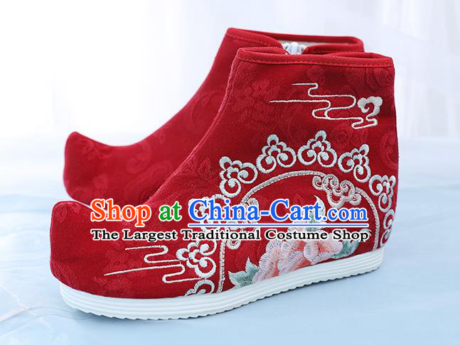 China National Red Cloth Shoes Traditional Hanfu Boots Embroidered Short Boots