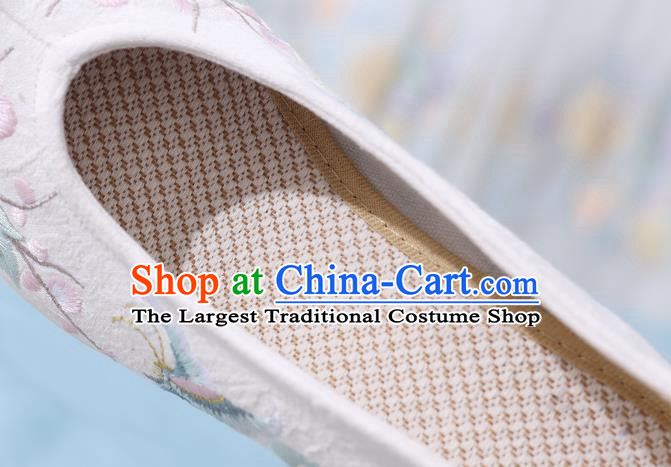 China Embroidered Plum Butterfly Shoes Traditional White Cloth Shoes National Wedge Heel Shoes