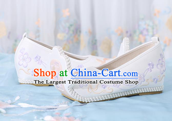 China Ancient Princess Embroidered Shoes Traditional Tang Dynasty Court White Cloth Shoes