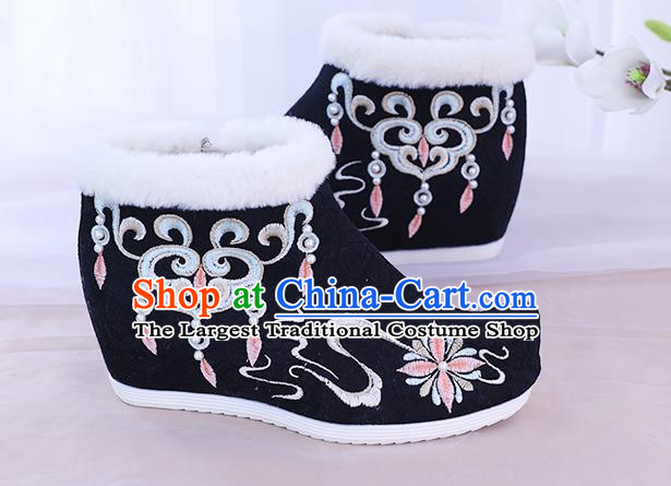 China Traditional New Year Shoes Embroidered Black Boots National Winter Ankle Boots