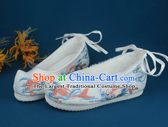 China National Winter Shoes Embroidered White Cloth Shoes Handmade Traditional Shoes