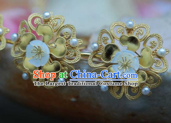 Chinese Ancient Tang Dynasty Golden Hair Stick Handmade Hair Accessories Traditional Shell Plum Blossom Hairpin