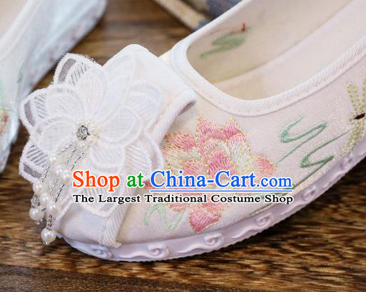 China Traditional Hanfu Shoes Handmade National White Cloth Shoes Embroidered Lotus Shoes