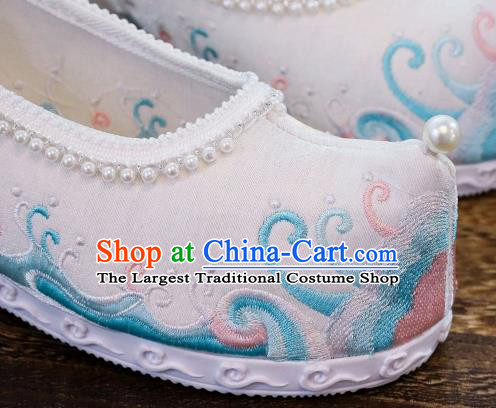 China Embroidered Crane Shoes Traditional Hanfu Bow Shoes Handmade National Pearls Shoes