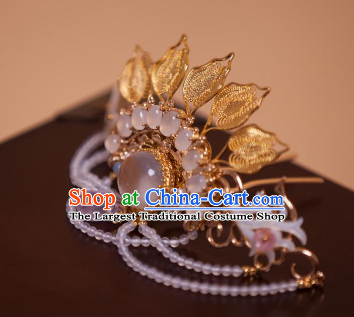 Chinese Handmade Beads Tassel Hairpin Traditional Ming Dynasty Princess Golden Leaf Hair Crown