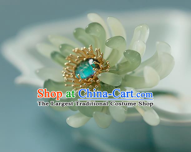 Chinese Handmade Hair Stick Traditional Ming Dynasty Empress Green Chrysanthemum Hairpin