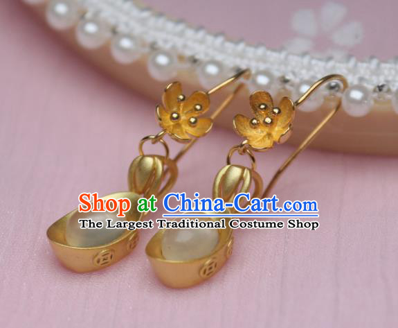 China Traditional Cheongsam Golden Ingot Earrings Ancient Princess White Chalcedony Ear Jewelry