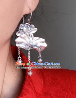 China Traditional Cheongsam Ear Accessories National Silver Carving Lotus Earrings