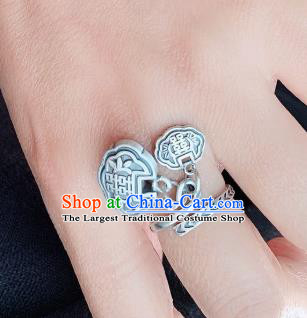 Chinese Handmade Ethnic Silver Carving Lock Ring National Wedding Circlet Jewelry