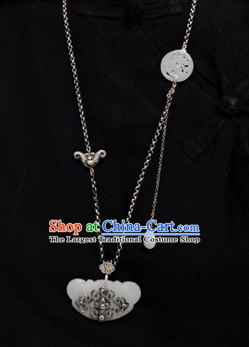 Handmade Chinese White Jade Necklace Accessories National Silver Carving Bat Necklet