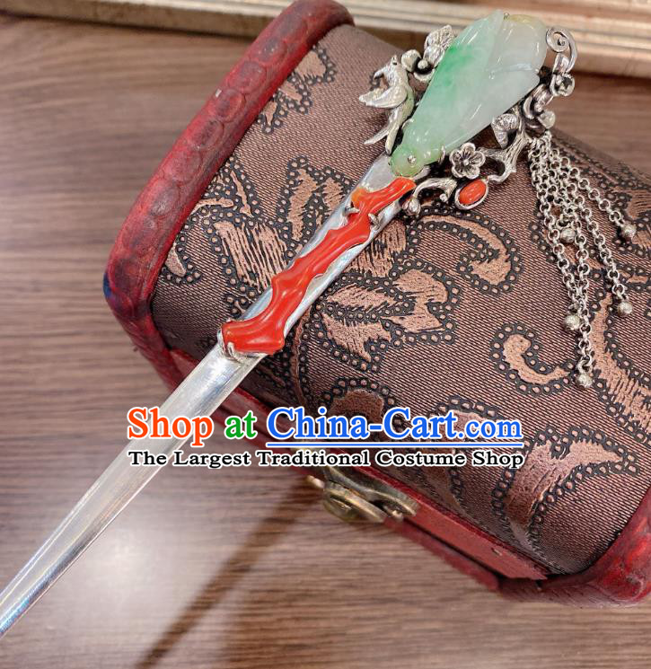 China Traditional Hair Accessories Classical Silver Tassel Hairpin Handmade Jade Mangnolia Hair Stick