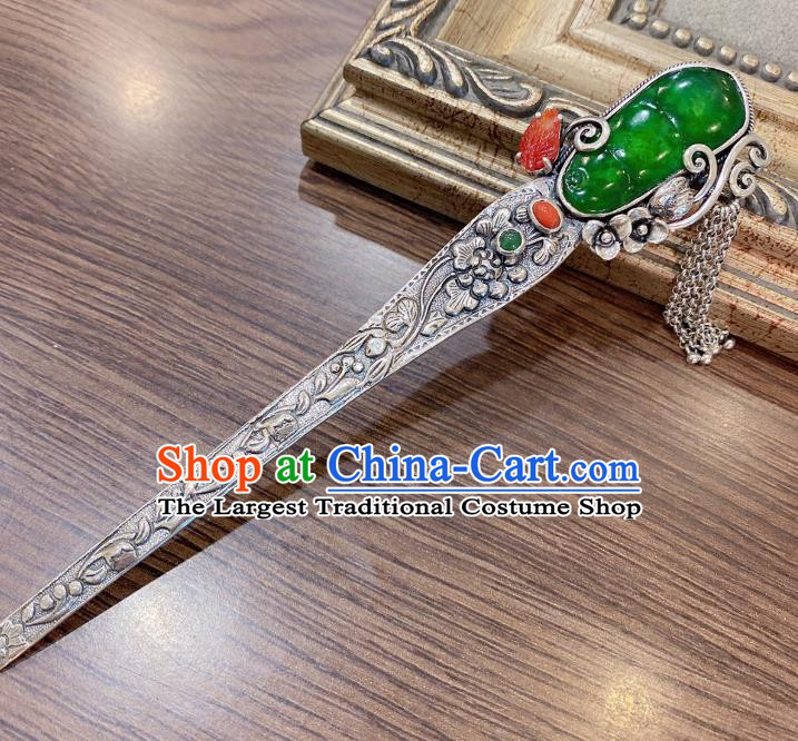 China Classical Silver Hair Stick Traditional Handmade Hairpin Jadeite Hair Accessories