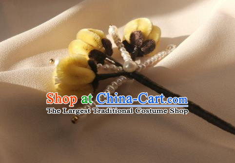China Traditional Qing Dynasty Yellow Velvet Plum Hair Stick Classical Pearls Hairpin