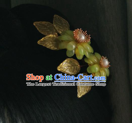 China Ancient Palace Lady Hairpin Traditional Ming Dynasty Green Chrysanthemum Hair Stick